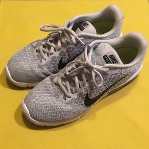 Nike Air Max Sequient 2